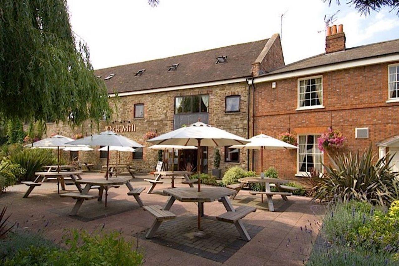 Premier Inn Abingdon Ngoại thất bức ảnh