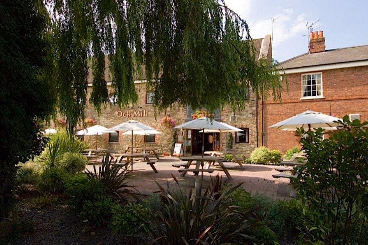 Premier Inn Abingdon Ngoại thất bức ảnh